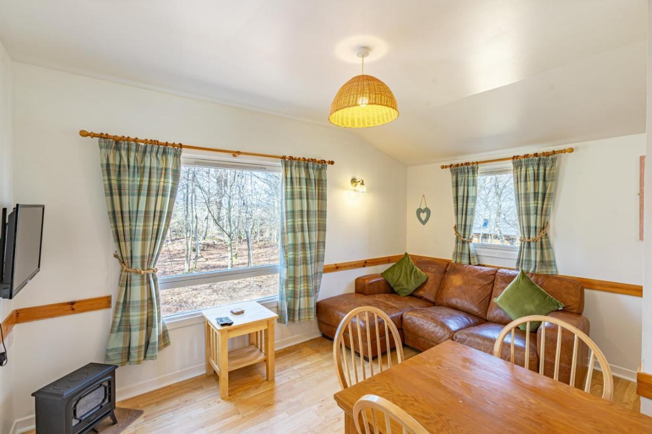 Belladrum Fern Lodge 2 With Hot Tub מראה חיצוני תמונה